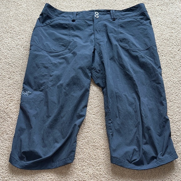 ARC’TERYX cropped hiking pants - Picture 1 of 9